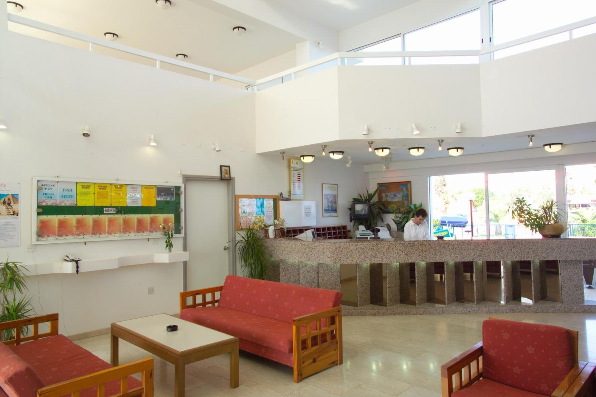 بروتاراس Pola Costa Beach Hotel Apts - Adults Only المظهر الخارجي الصورة